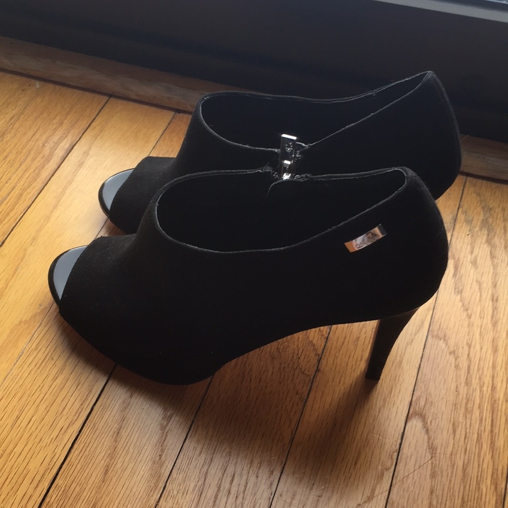 Black Calvin Klein Heels 👠